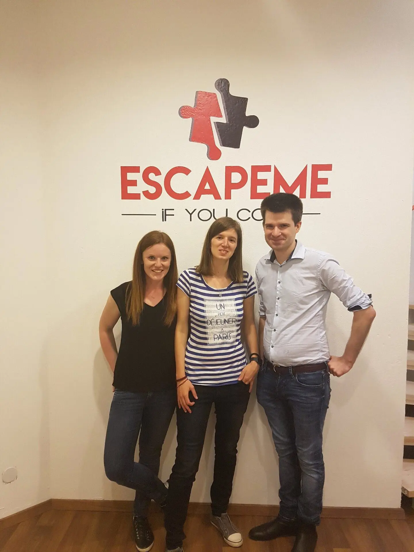 Firmenteam beim Teambuilding Escape Room in Linz