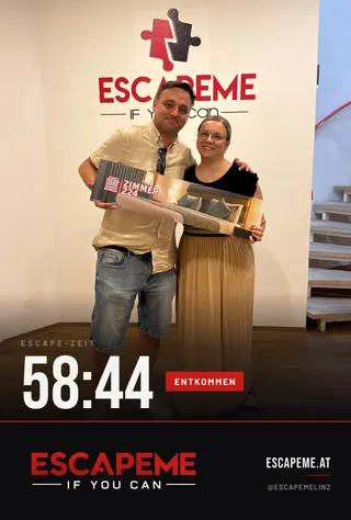 Team nach dem Escape Room bei EscapeMe Linz