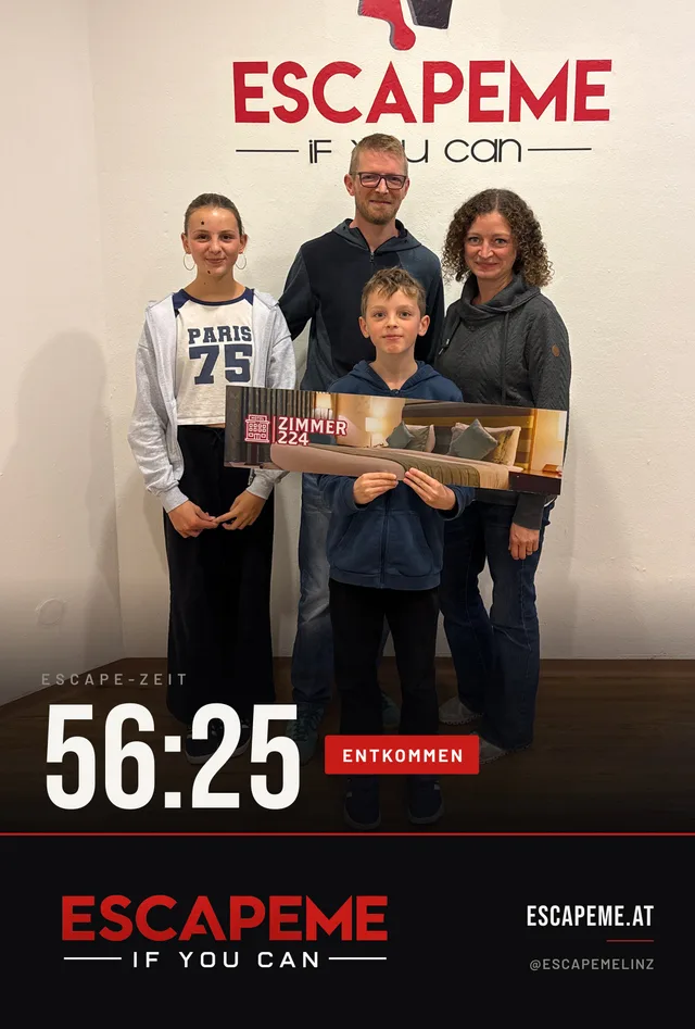 Team nach dem Escape Room bei EscapeMe Linz