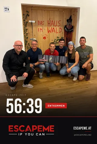 Team nach dem Escape Room bei EscapeMe Linz