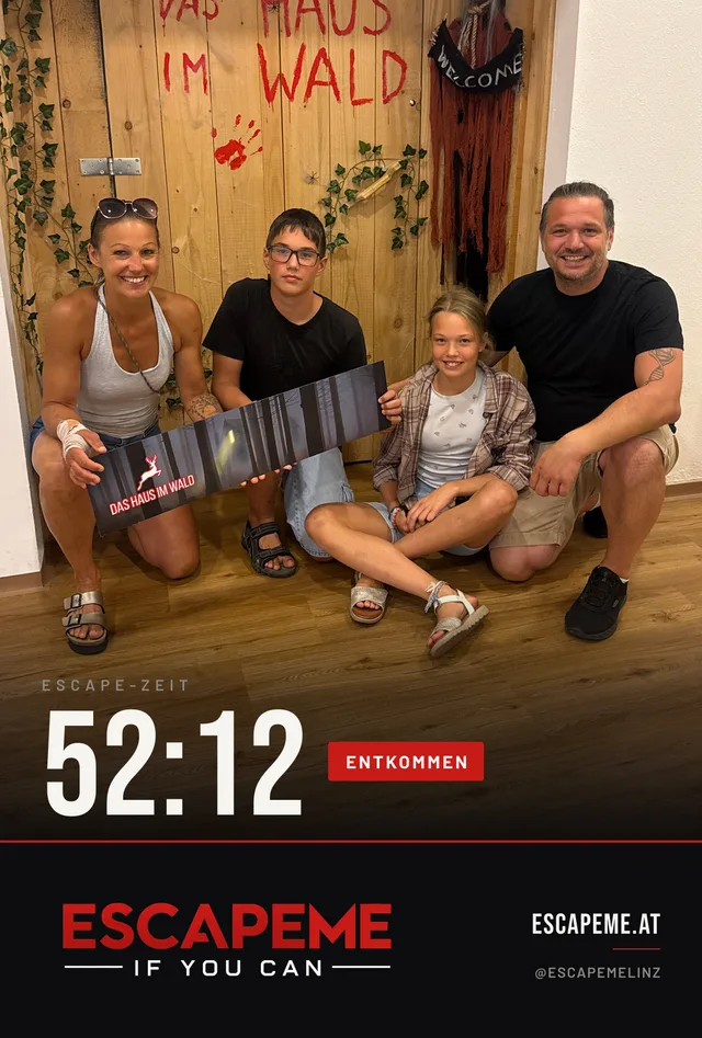 Team nach dem Escape Room bei EscapeMe Linz