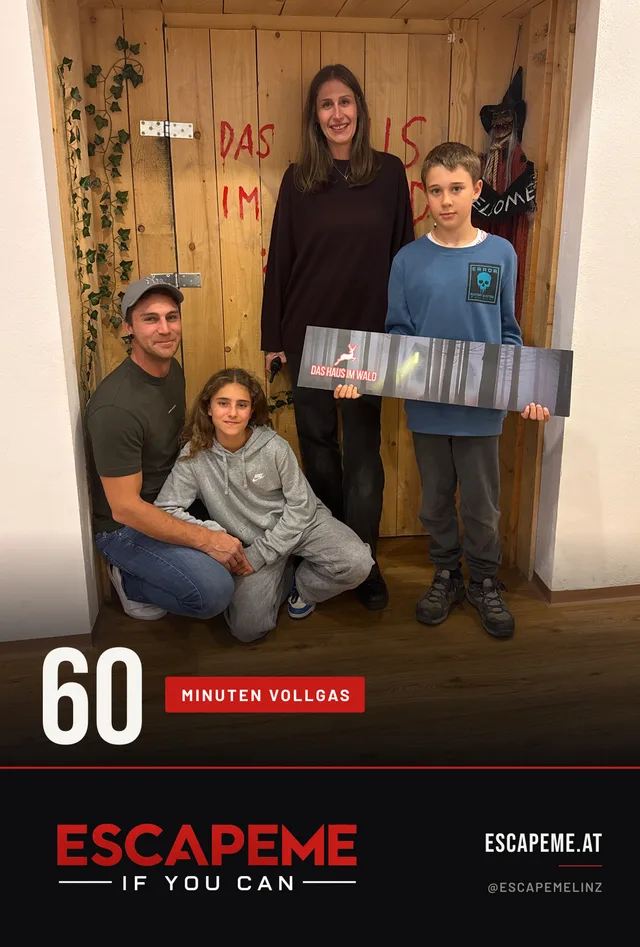 Team nach dem Escape Room bei EscapeMe Linz