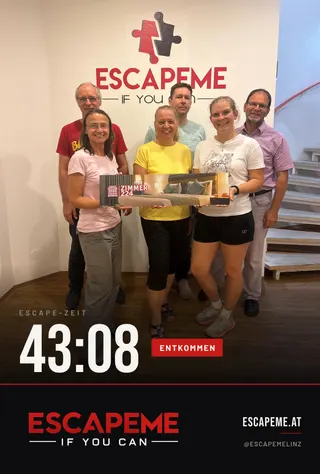 Team nach dem Escape Room bei EscapeMe Linz