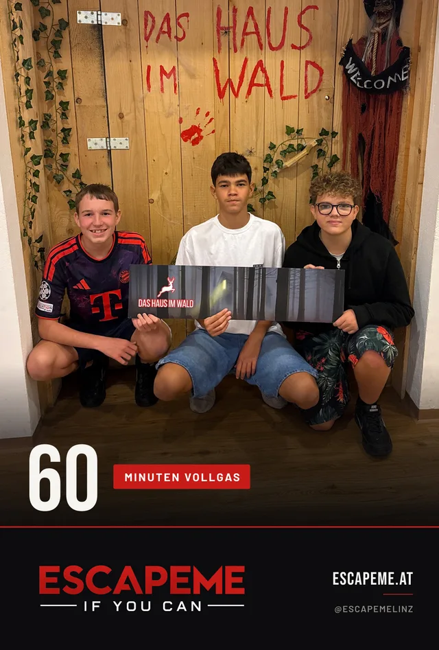 Team nach dem Escape Room bei EscapeMe Linz