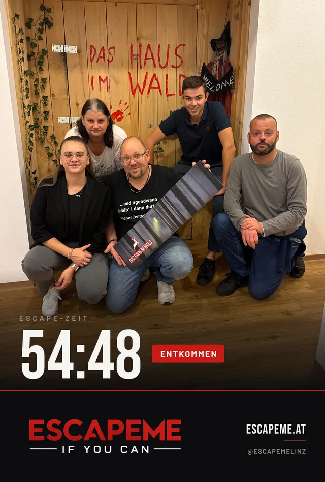 Team nach dem Escape Room bei EscapeMe Linz