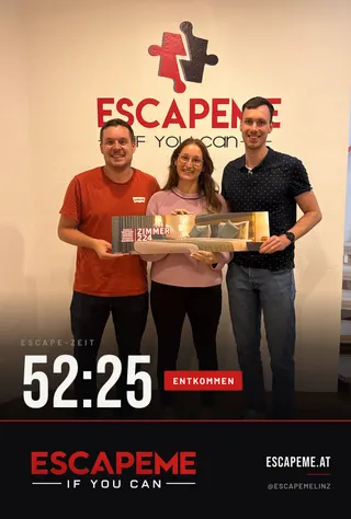 Team nach dem Escape Room bei EscapeMe Linz